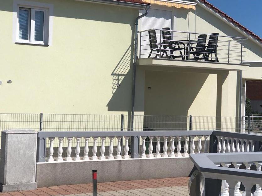 Apartman Niko Und Gaby Водице Екстериор снимка